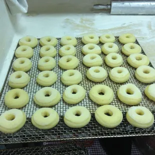 Donuts frying