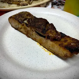 Single rib on the side.