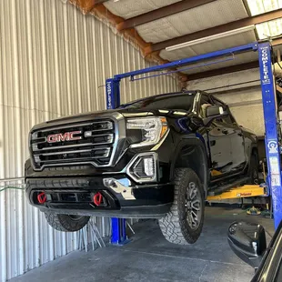 Sam's Paint and Body is Albuquerque, NM premier collision repair center! We work with all insurance companies.