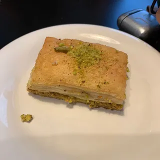 Homemade Baklava pistachio 1 Piece