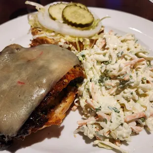 Veggie burger, coleslaw