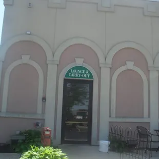 carry-out entrance