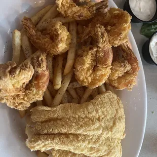 Fried catfish and shrimp. The corn nuggets were AMAZING!!