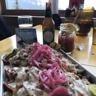 Nice lunch spot with yummy nachos