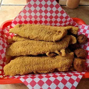 Sam's Southern Eatery