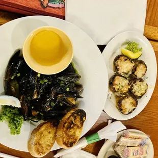 Mussels &amp; Mushrooms