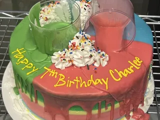 Carolyn’s Bake Shop - The Hills Market