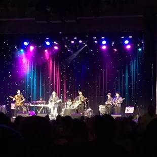 Fake starry background AND pretty lighting!