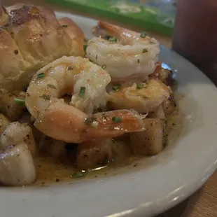 Shrimp and scallops!!!