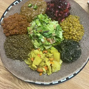 Vegetarian plate (DELICIOUS!)