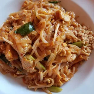 Pad Thai with Chicken Medium Spice