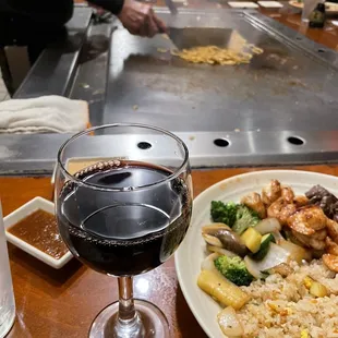 Merlot: beer &amp; wine specials