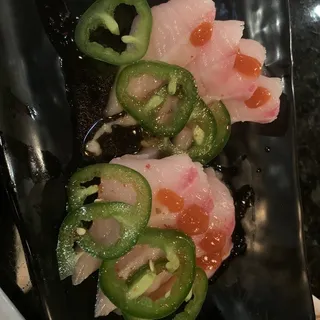Yellowtail Sashimi w/ Jalapeno (5 pcs)