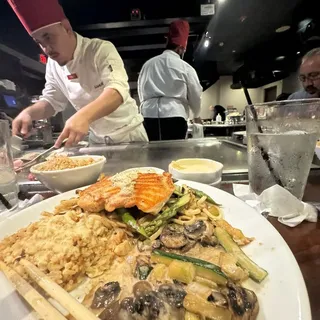 HIBACHI SALMON WITH AVOCADO TARTAR SAUCE