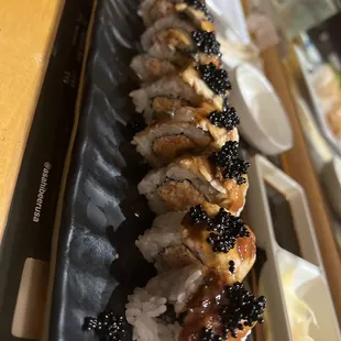 Raider roll (get fresh crab instead of imitation)