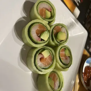 Naruto roll w/hamachi &amp; salmon (no rice)