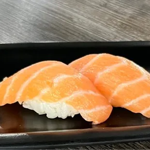Fresh Salmon Nigiri
