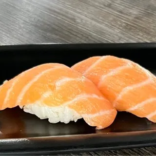 Salmon Nigiri