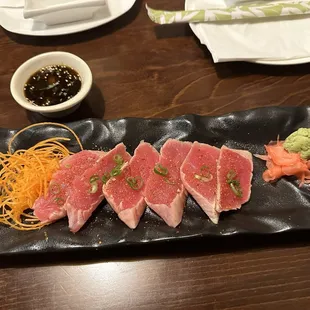 Tuna tataki - so delicious