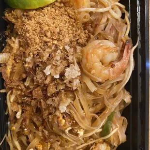 Shrimp Pad Thai Noodles