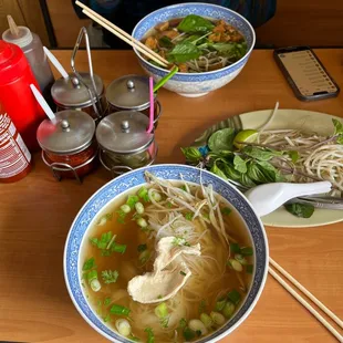 Chicken and vegetable pho