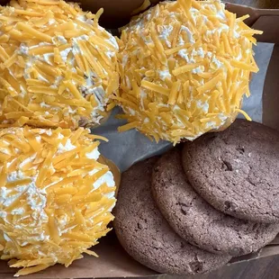 Cheesy Ensaymadas &amp; Ube Chocolate Chip Cookies