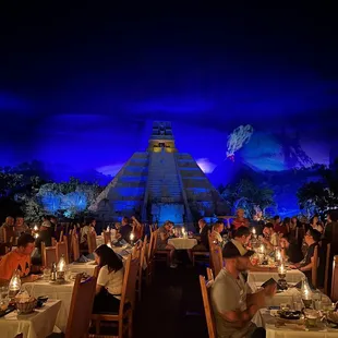 Inside - the awesome atmosphere