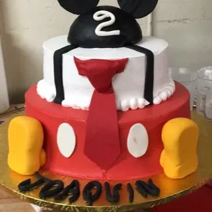 Mickey Mouse cake.
