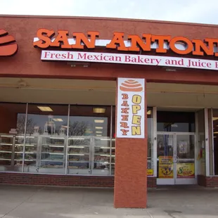 San Antonio Fresh Mexican Bakery and Juice Bar, storefront January 26th 2013 visit.