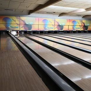 We the ONLY people here now.