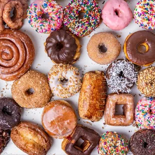 food, donuts, dough desserts