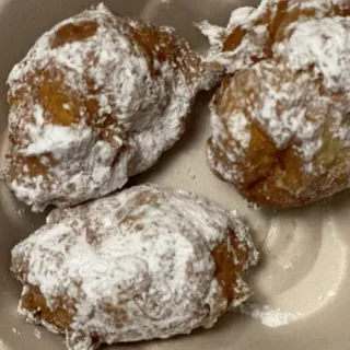 Cream Puffs (3) ( Available Friday & Saturday only)