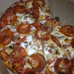 $5 pepperoni + $1 xtra topping (mushroom)