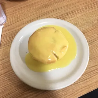 Pie with Gravy & Roll