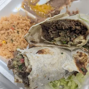 Carna asada plate #15 but NO carne asada! They used shredded beef cut up!