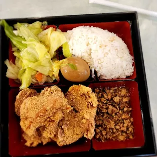 Crispy Chicken Filet Bento Box.