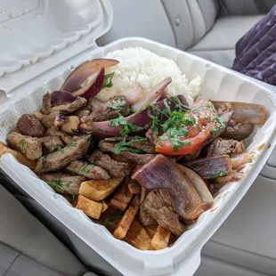 Lomo saltado