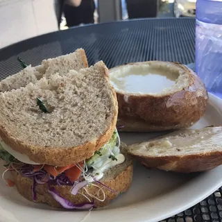 Avocado & Fresh Vegetable