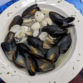 Clams and Mussels Soup