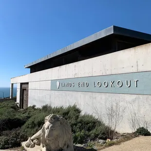 Visitor Center - Free parking, bathrooms are available