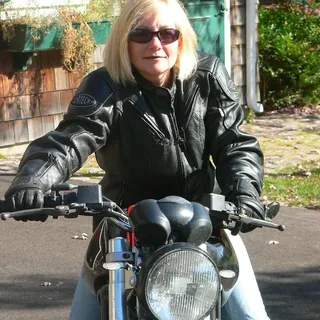 Linda B.