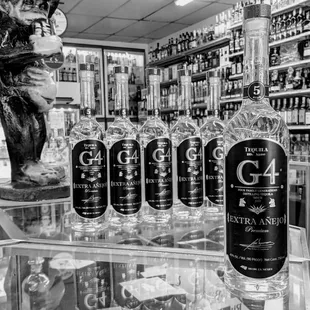 a black and white photo
