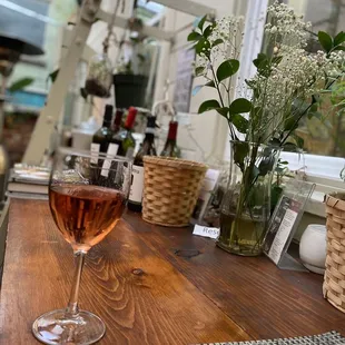 Glass of the rosé, so good!