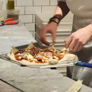 Making my Americana pizza