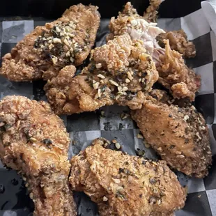 The herb 6pc $1 Wing Special