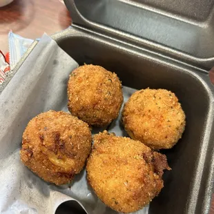 Mac and cheese balls