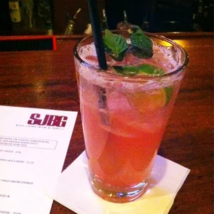 Dragon Berry Mojito