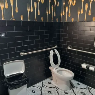 Feb 2024: all gender bathroom :)