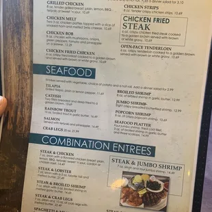 Chicken, Seafood, combination entrees.