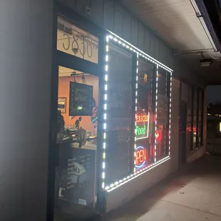 the outside of the restaurant